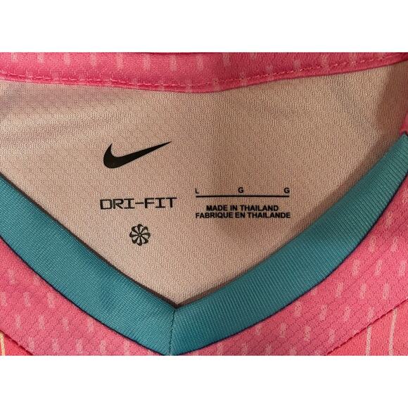 F.C Barcelona | Men’s Large “Alternative Pink” Jersey - Picture 3 of 7